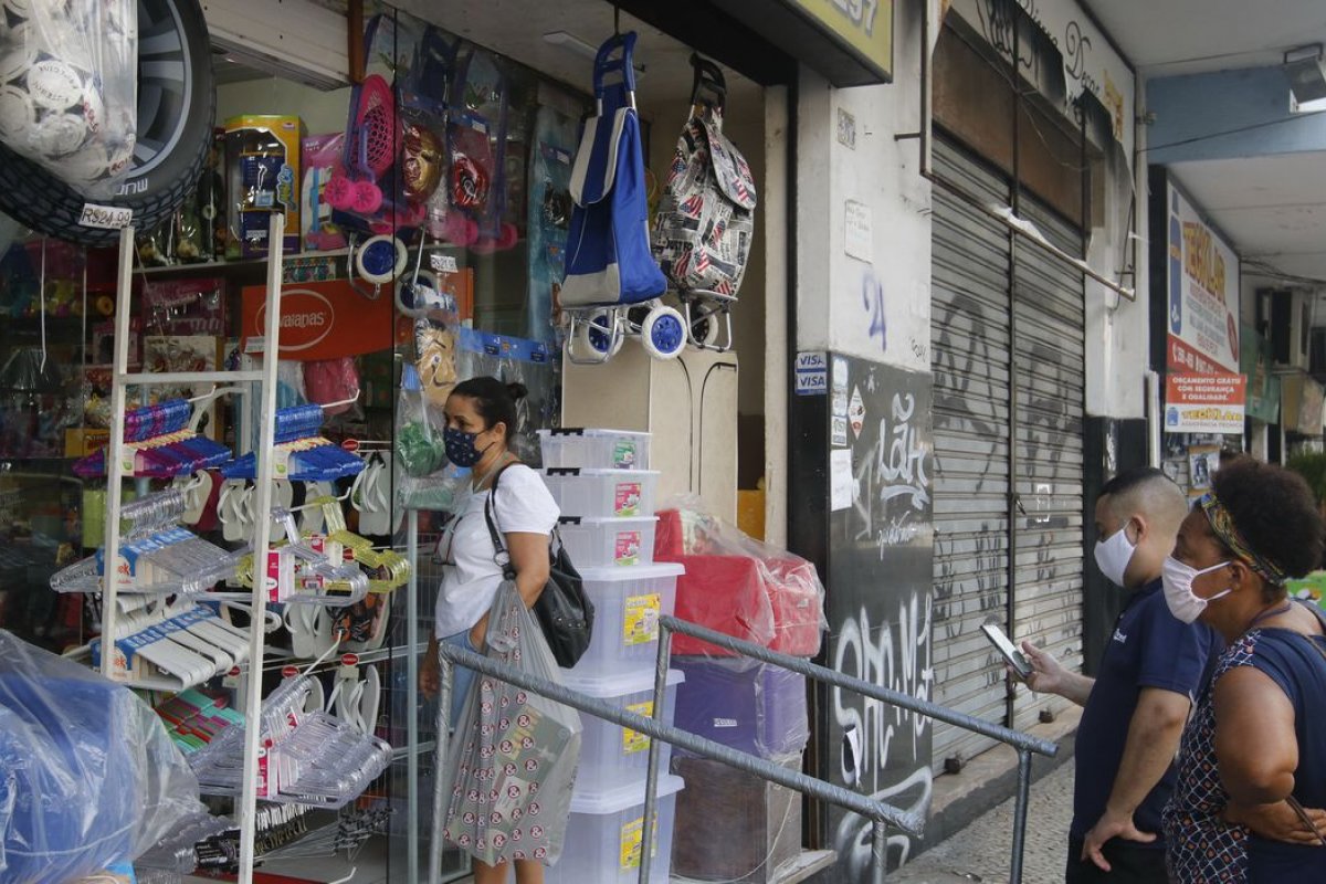 Atividade do comércio registra retração de 12,2% em 2020, aponta Serasa