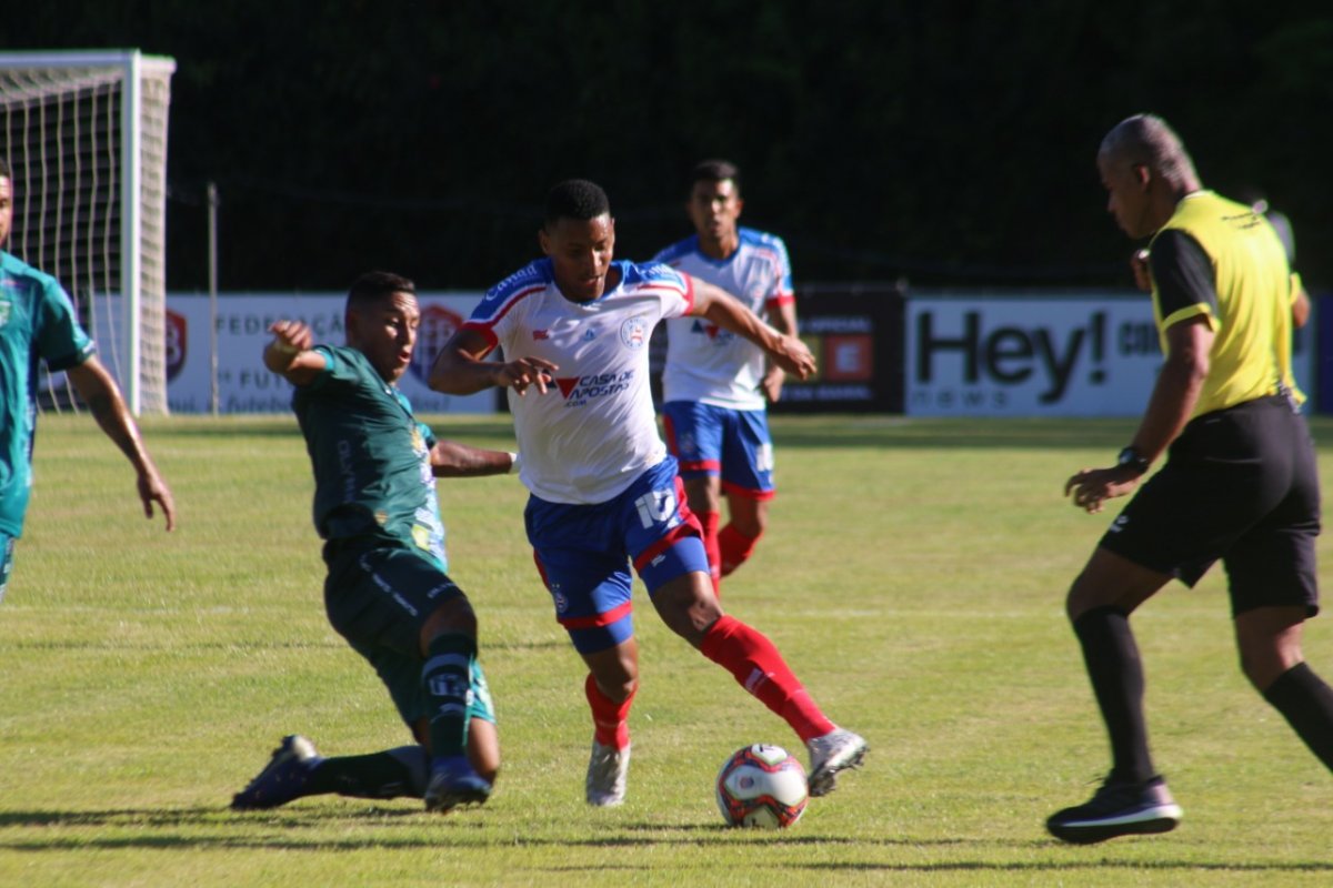 Bahia e Vitória da Conquista não saem do 0 a 0 pelo Baianão