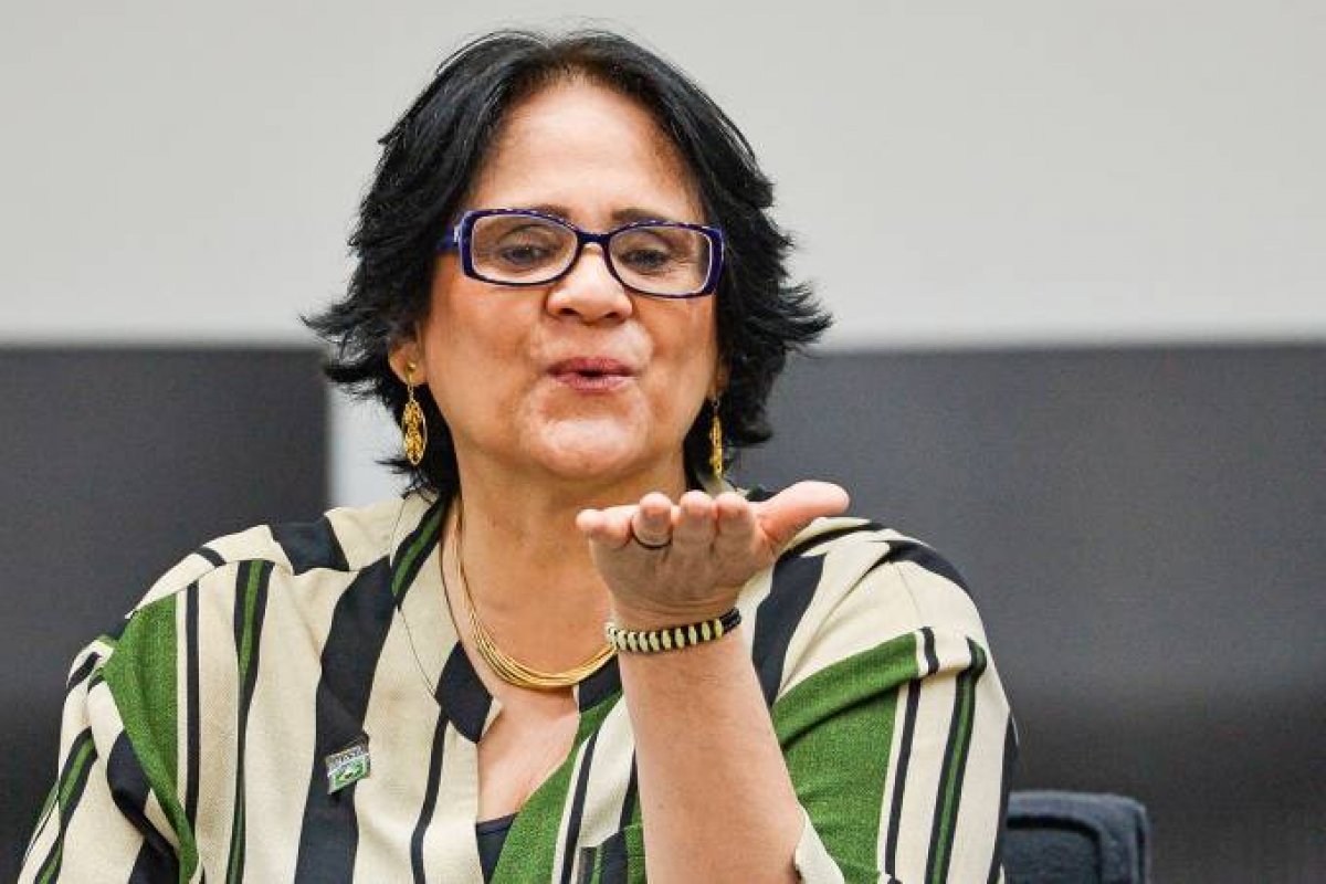 Ministérios federais são formados por menos de 50% das mulheres 
