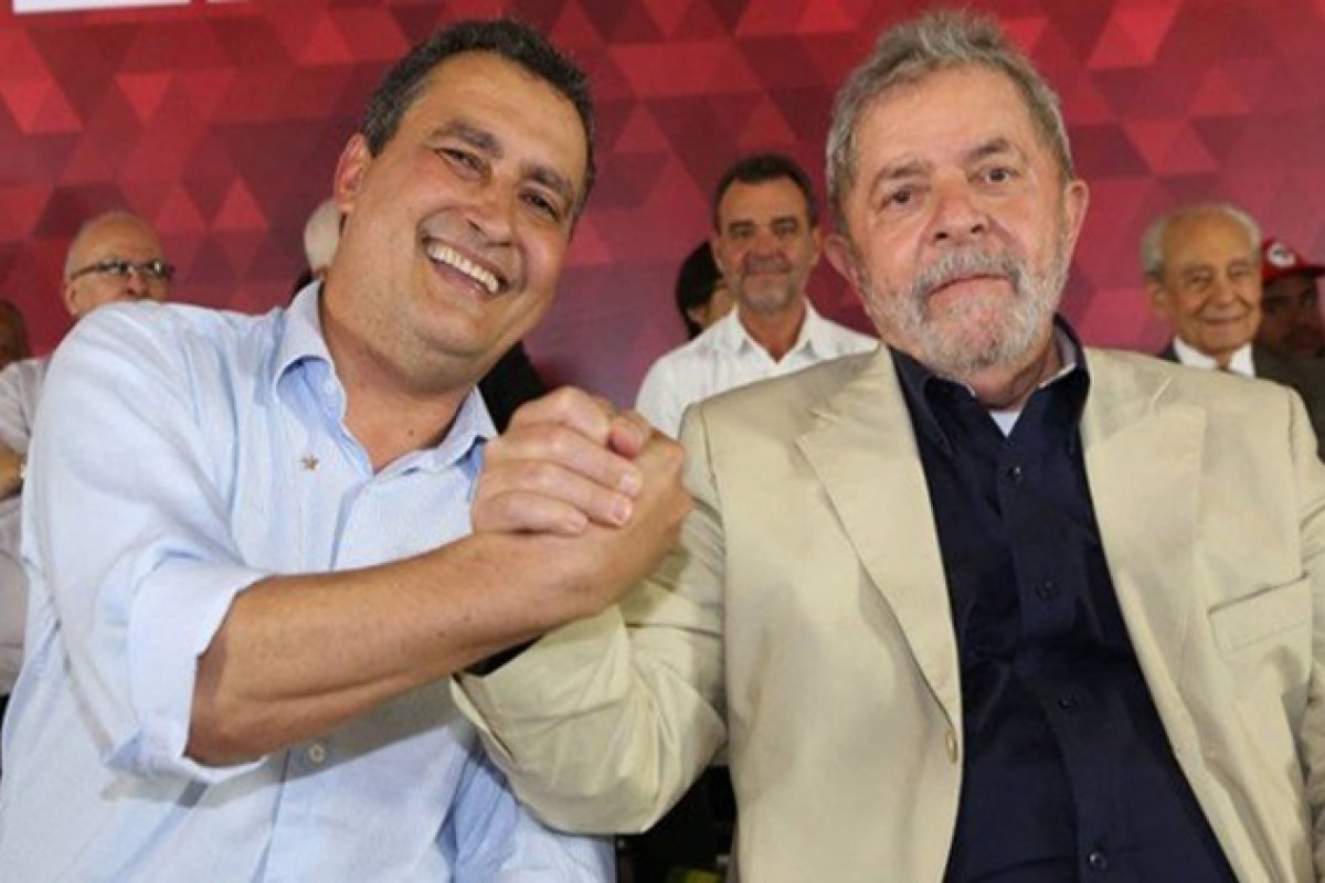 "Vitória da democracia", diz Rui sobre anulação das condenações de Lula