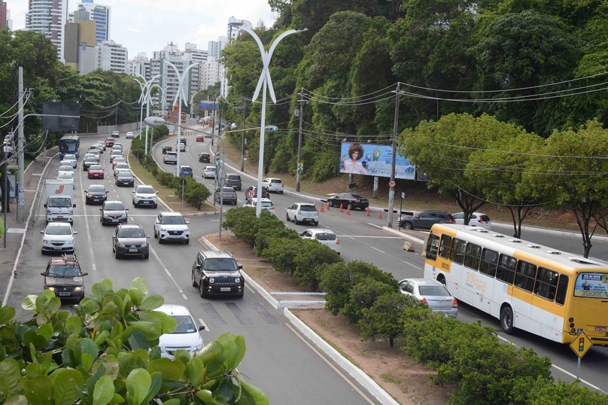 Boletim de trânsito: saiba por onde trafegar na manhã desta sexta-feira (23)