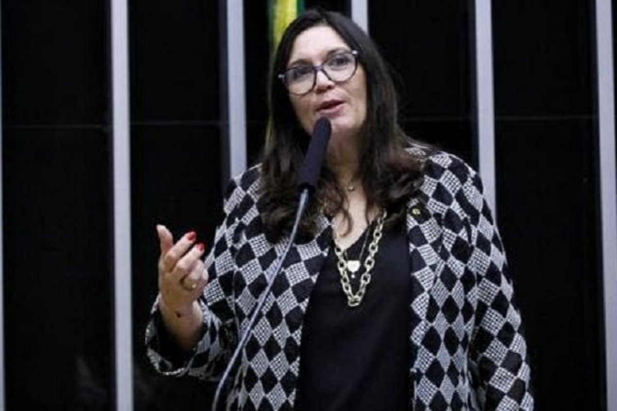 Bia Kicis é nomeada como presidente da CCJ da Câmara