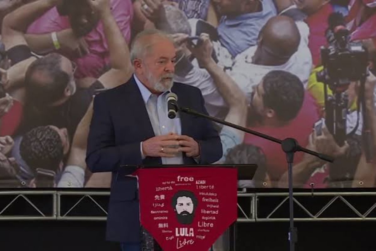 Lula: 'Fui vítima da maior mentira jurídica contada em 500 anos de história'