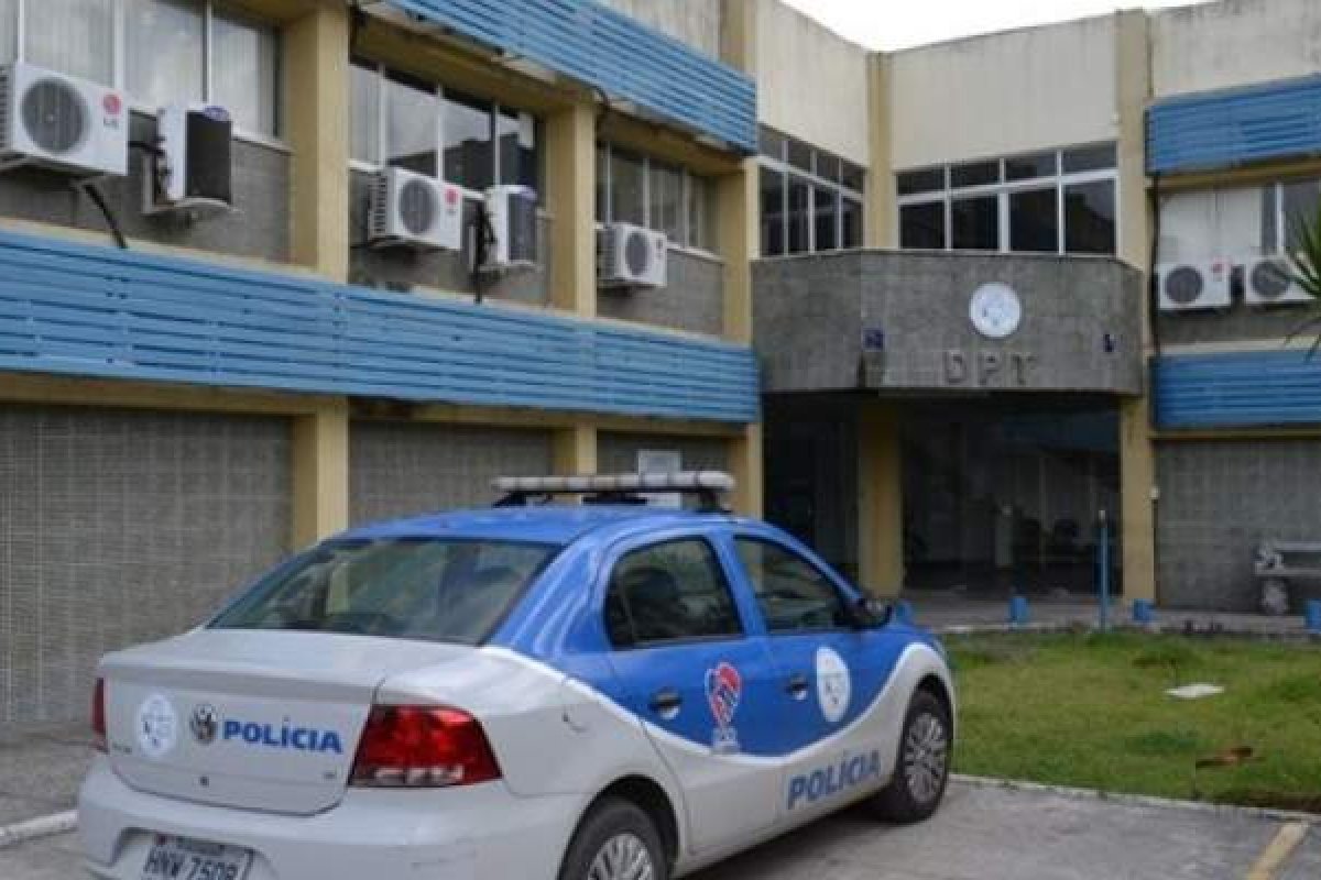 Dois homens são mortos a tiros e um dele é degolado em São Gonçalo dos Campos, na Bahia