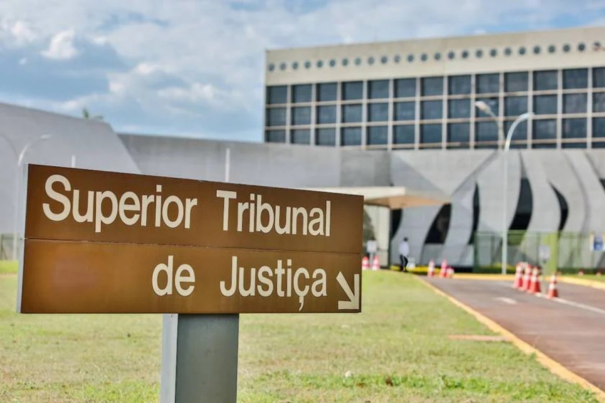 STJ decide que redes sociais não são obrigadas a ceder dados de usuários que compartilharam conteúdo falso