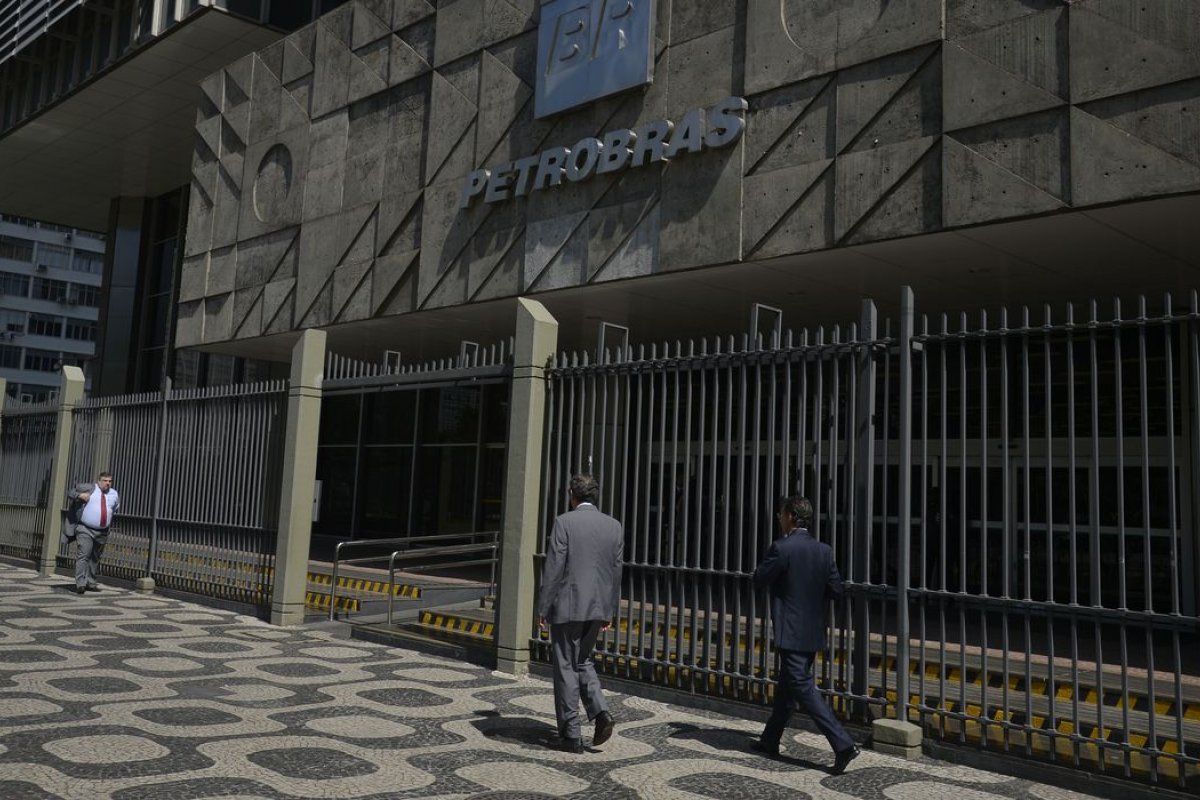 Análise da Petrobras sobre indicação de Joaquim Luna à presidência será em abril
