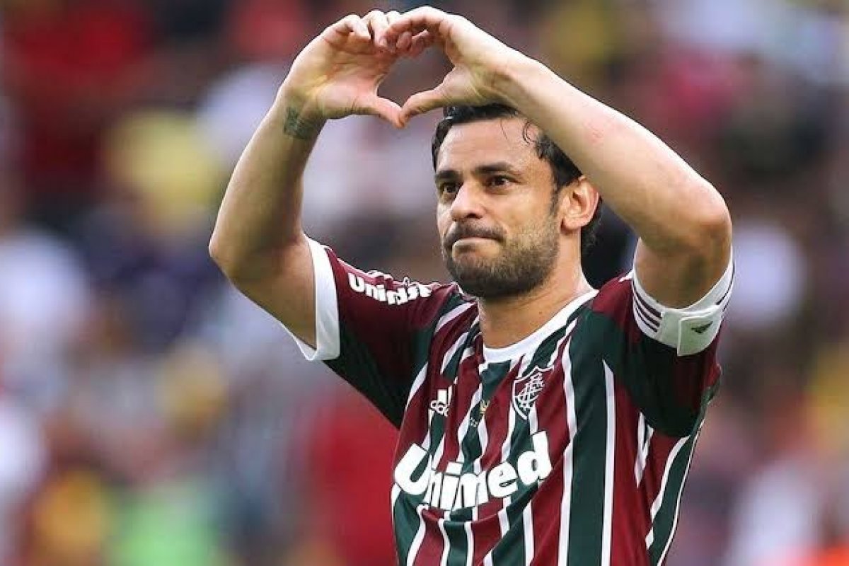 Jogador do Fluminense está construindo  mansão na Bahia 