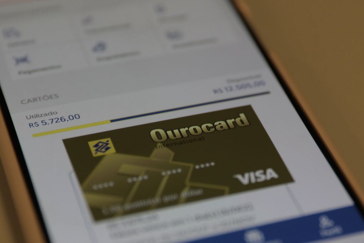 Crédito consignado bate recorde ao superar R$ 440 bilhões