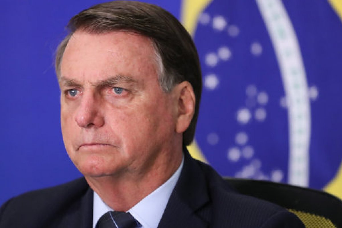 Bolsonaro diz que Governadores aumentaram impostos após isenção do ICMS