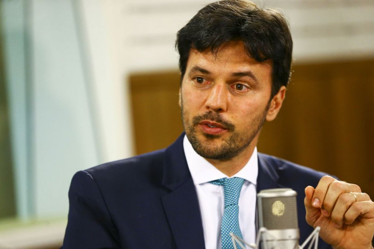 "Não pode ter havido recusa a convite que não foi feito",  diz Fabio Faria sobre Ludhmila Hajjar