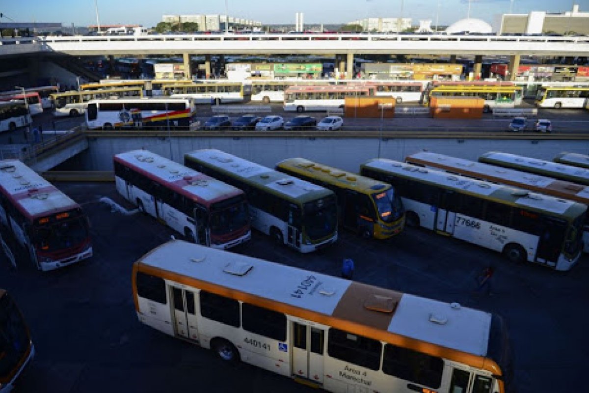 Congresso mantém veto de Bolsonaro e não haverá socorro de R$ 4 bi aos transportes coletivos
