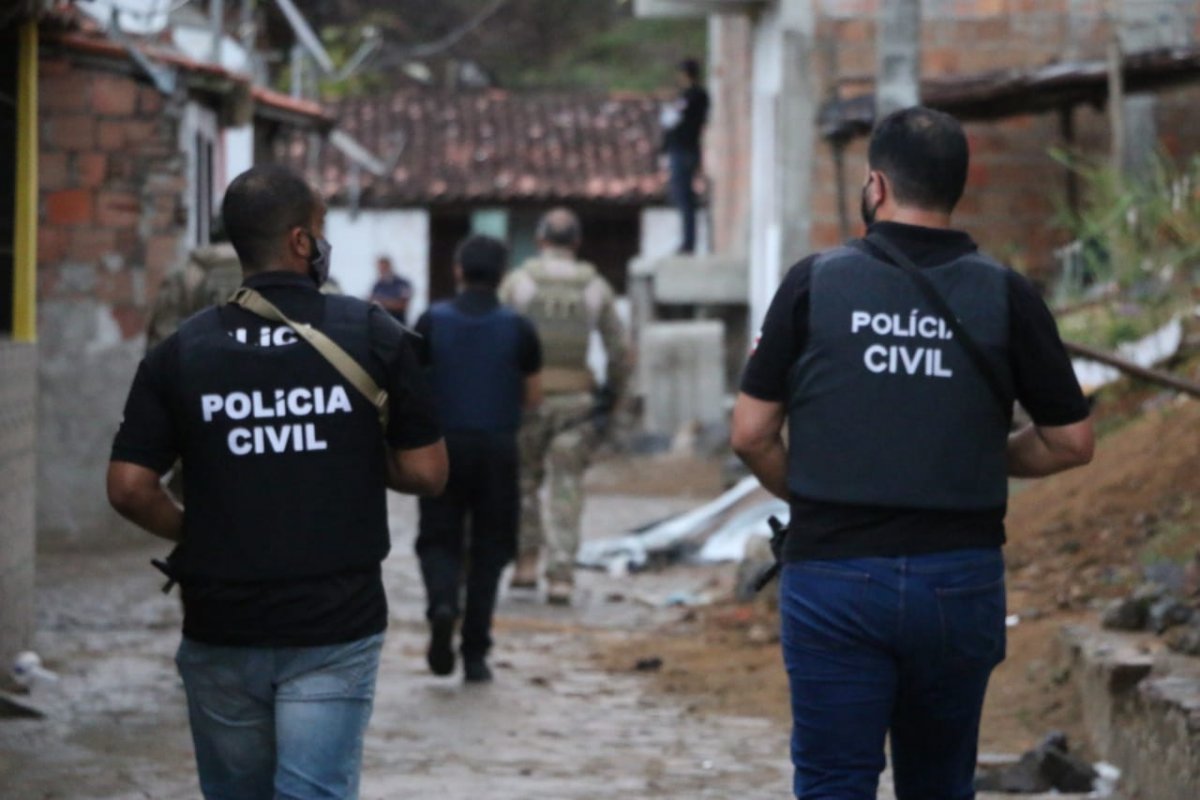 Homicida morre e traficante é preso durante operação da polícia em Cachoeira