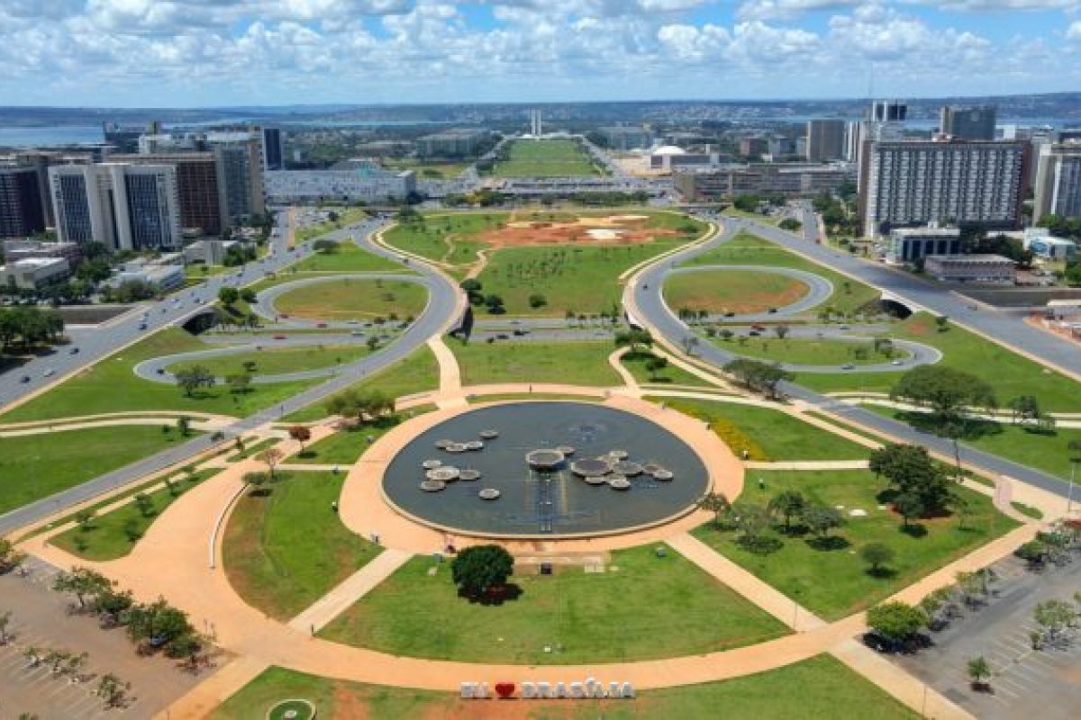 Distrito Federal prorrogará por mais uma semana as medidas de fechamento de serviços não-essenciais