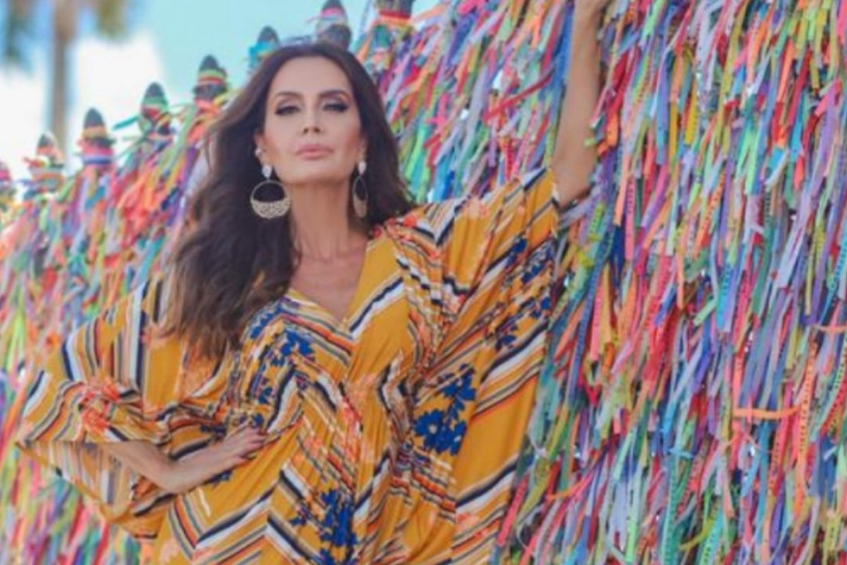Claudia Métne supreende seus seguidores e fãs realizando uma fashion trip na capital baiana!
