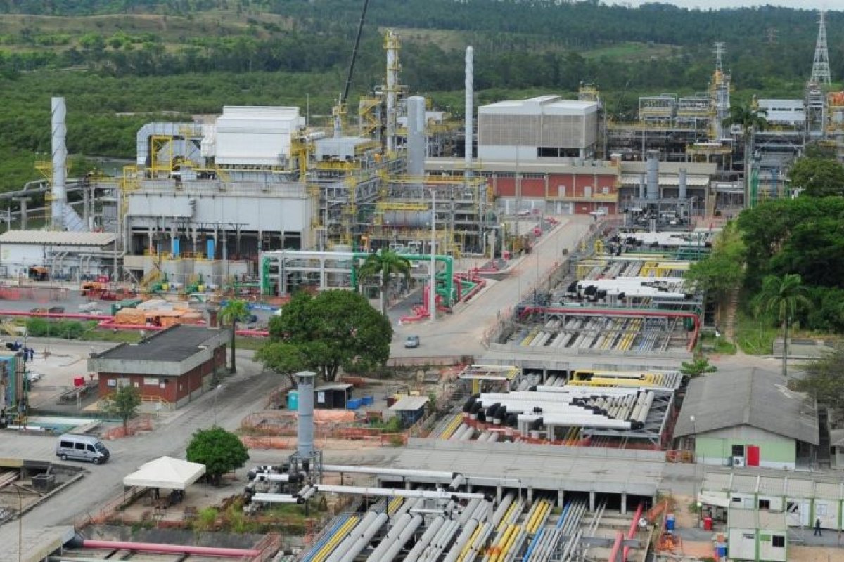 Petrobras dá início à venda de campos terrestres na Bahia