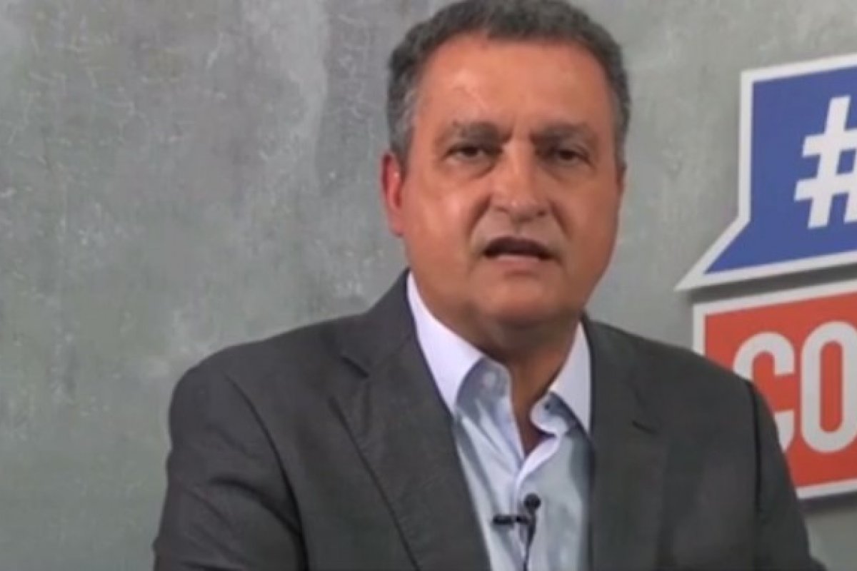 Em entrevista, Rui confirma suspensão dos transportes intermunicipais durante Semana Santa