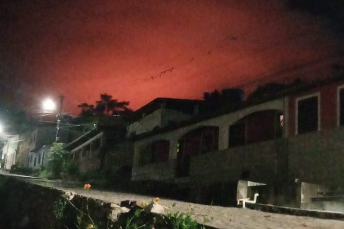 Técnicos do ICMBio recebem alerta de incêndio no Parque Nacional da Chapada Diamantina