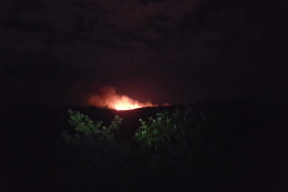Brigadistas controlam incêndio no Parque Nacional da Chapada Diamantina 