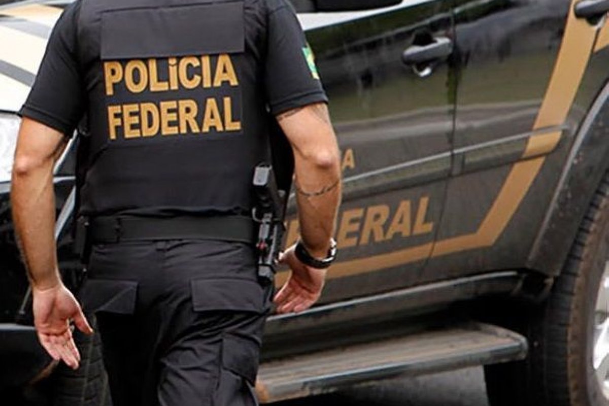PF deflagra operação contra falsos vendedores de doses de vacina contra Covid para o Ministério da Saúde