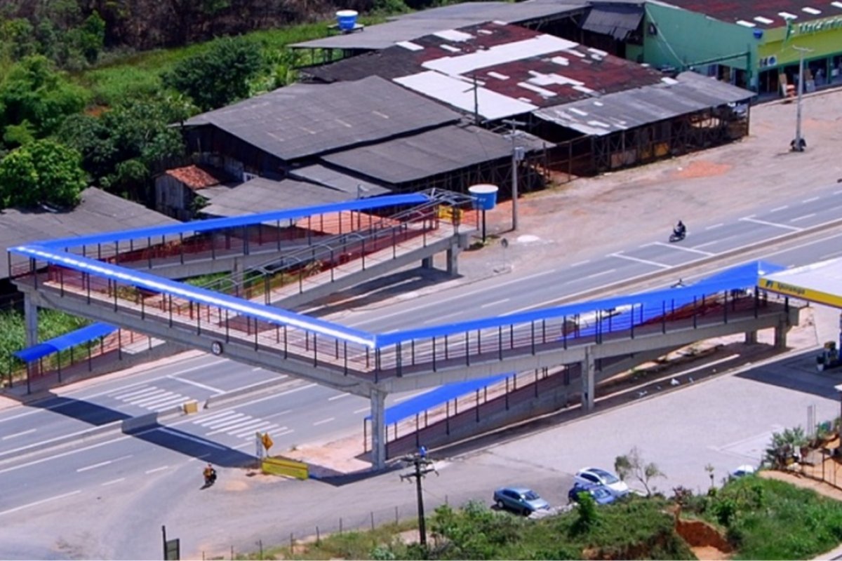 Bahia Norte investe na implantação de telas antiofuscantes na rodovia CIA-Aeroporto para proteger pedestres 