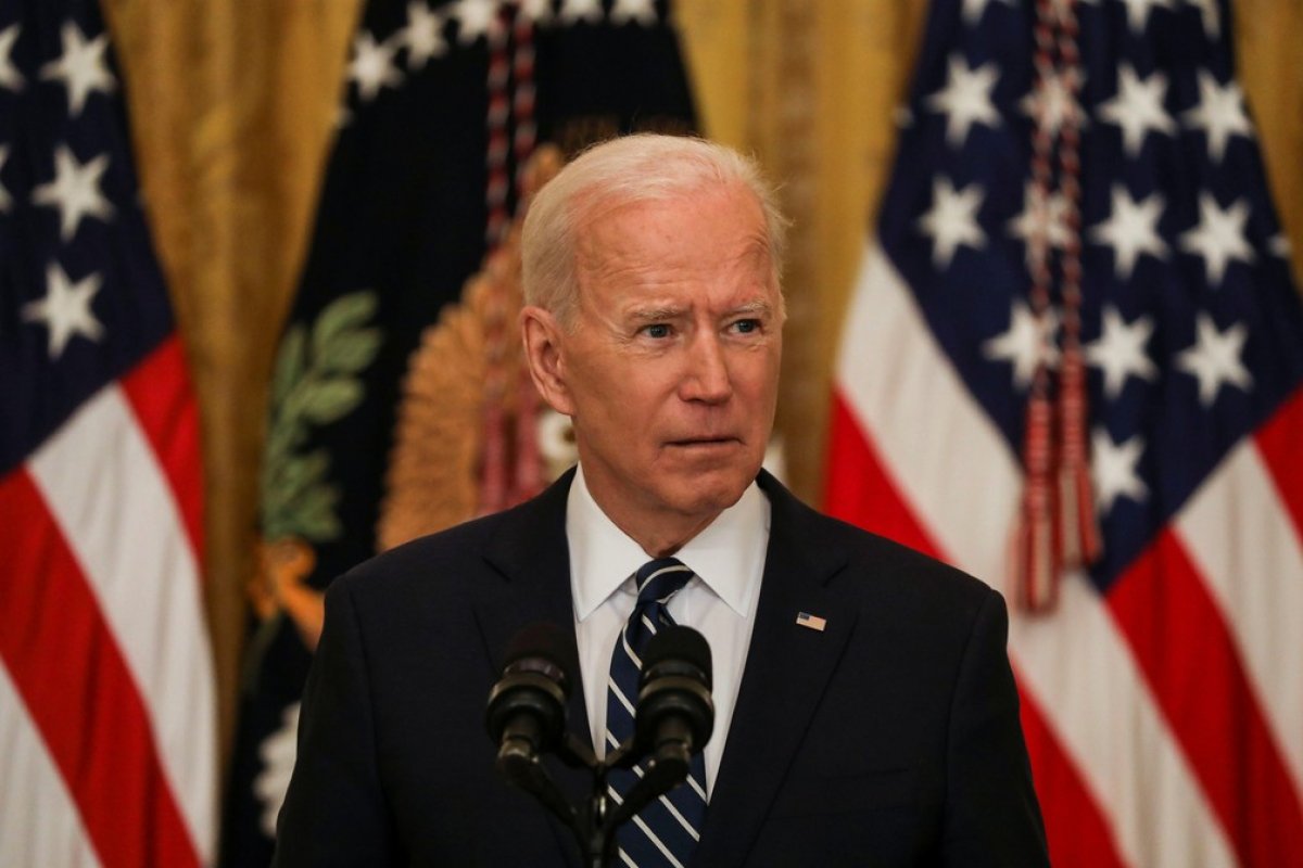 EUA: Biden dobra meta de vacinação contra a Covid-19