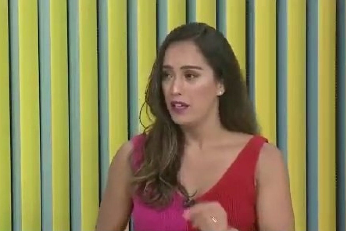 Vídeo: Apresentadora  passa mal, quase desmaia ao vivo e deixa telejornal