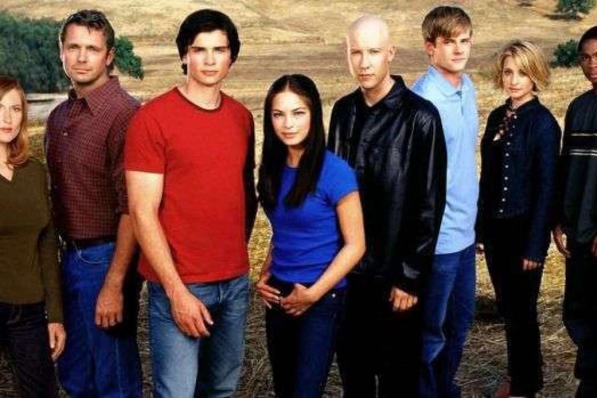 Série Smallville completa 20 anos
