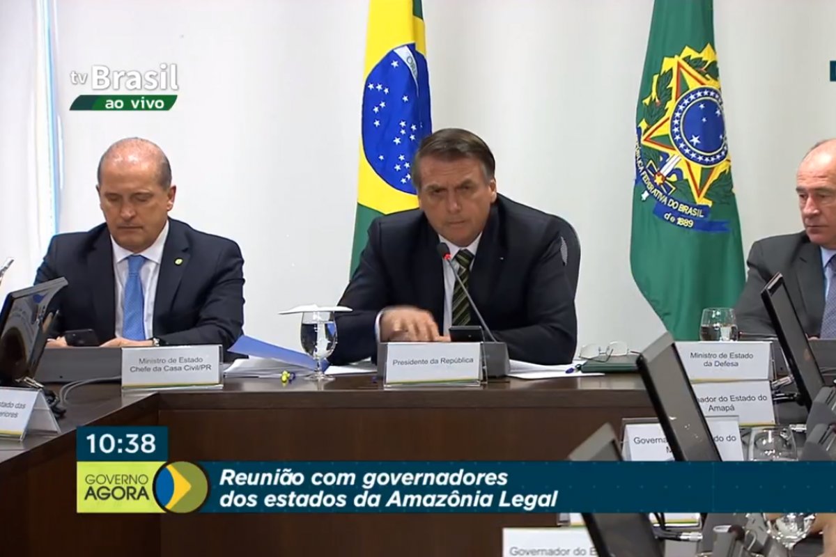 Em reunião, governadores pedem que Bolsonaro aceite ajuda do G7