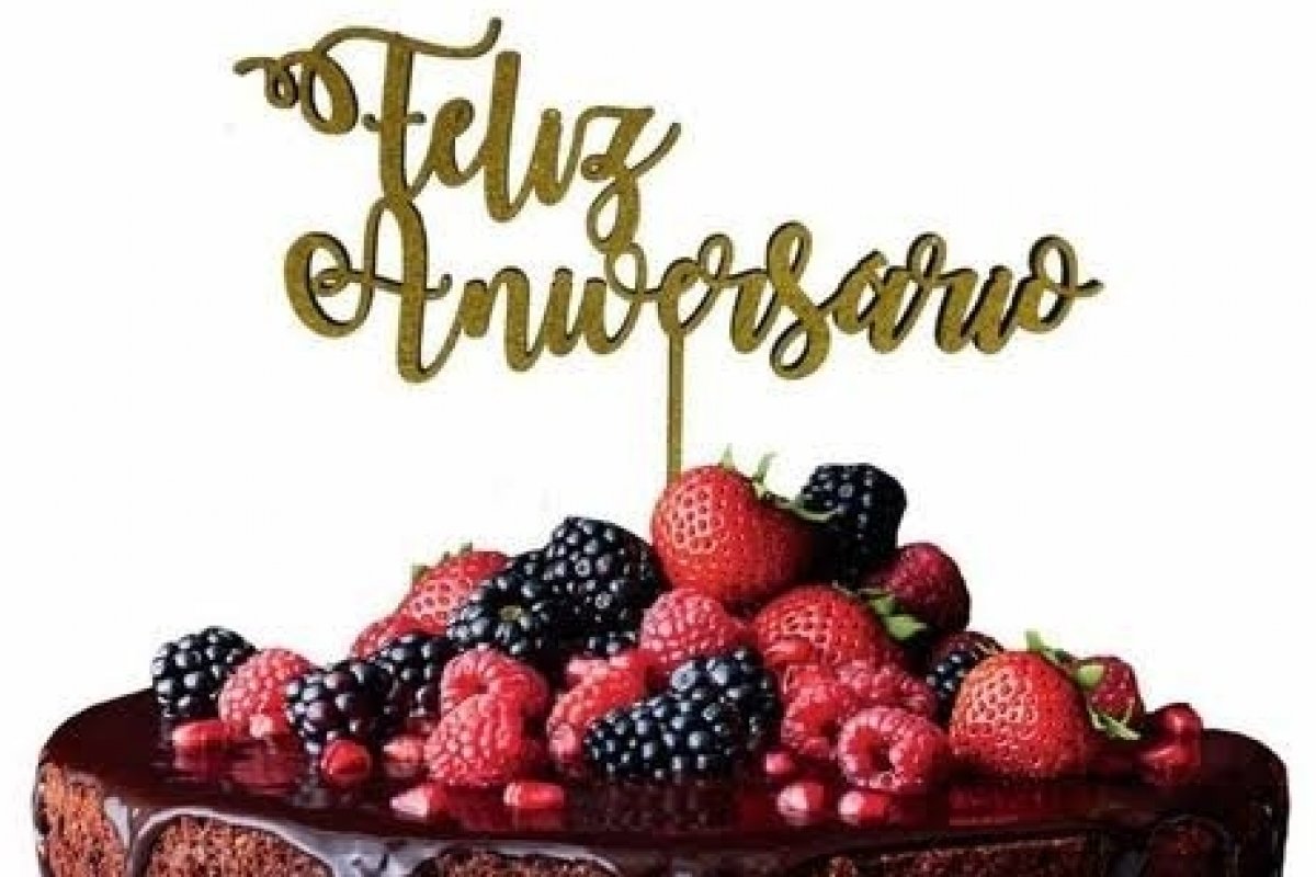Confira os aniversariantes famosos desta sexta-feira 02 de abril 