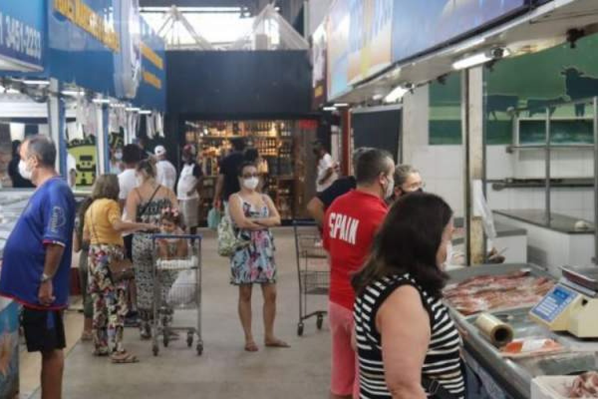 Ceasa e mercados do Estado continuam com serviços não essenciais proibidos 