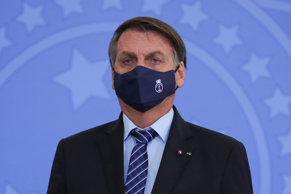 Imprensa internacional noticia reforma ministerial do governo Jair Bolsonaro