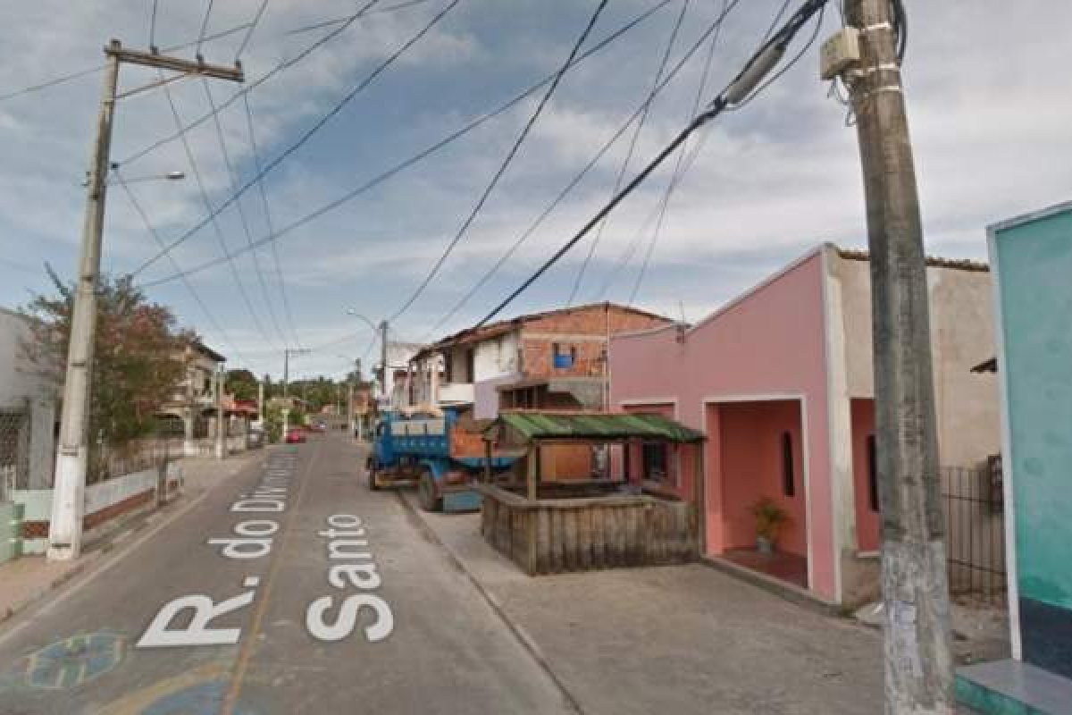 Dois homens são executados dentro de residência em Camaçari nesta manhã (31)