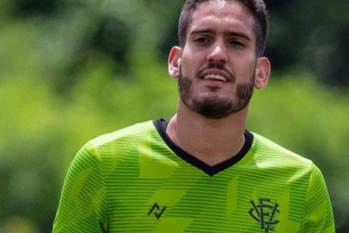 “Renovação está muito distante”, diz empresário de goleiro do Vitória