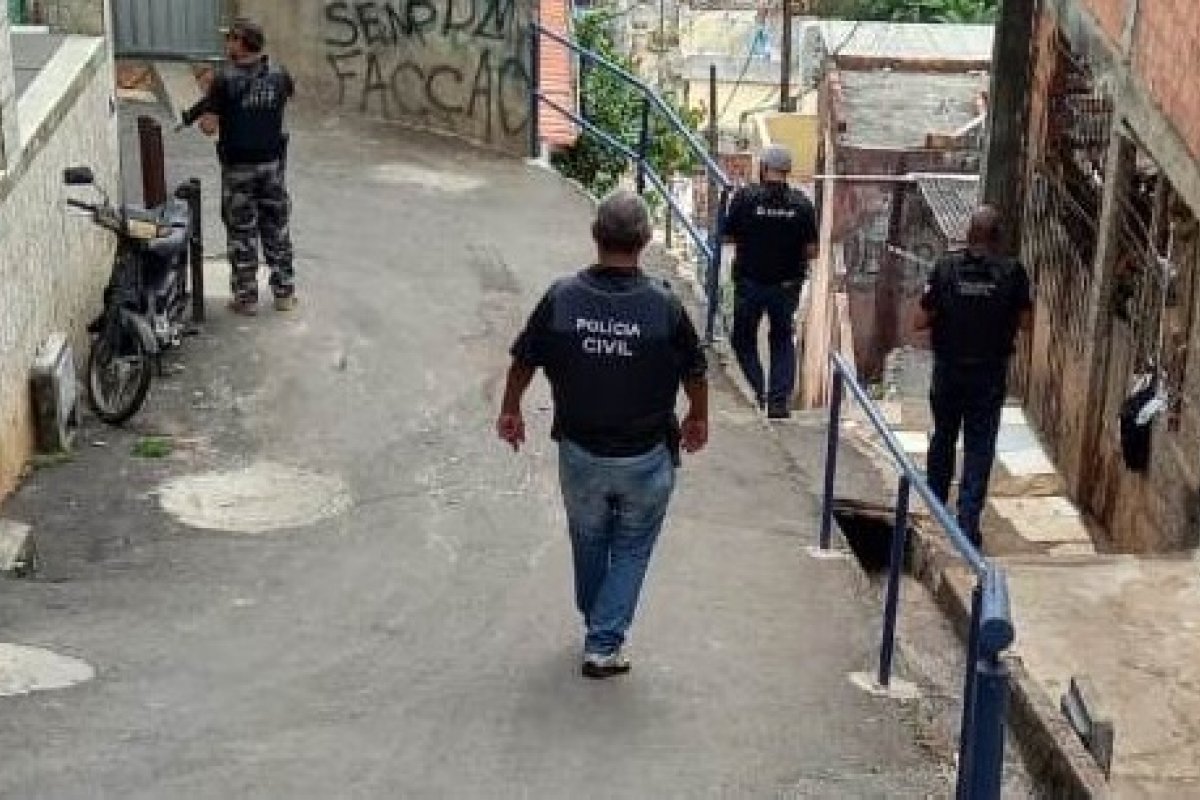 Polícia faz operação para apurar homicídios no bairro de Castelo Branco, em Salvador