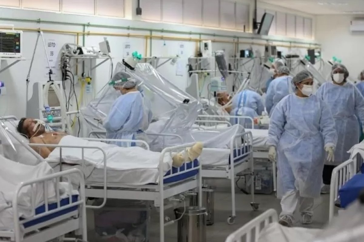 "Situação crítica", diz OMS sobre pandemia no Brasil