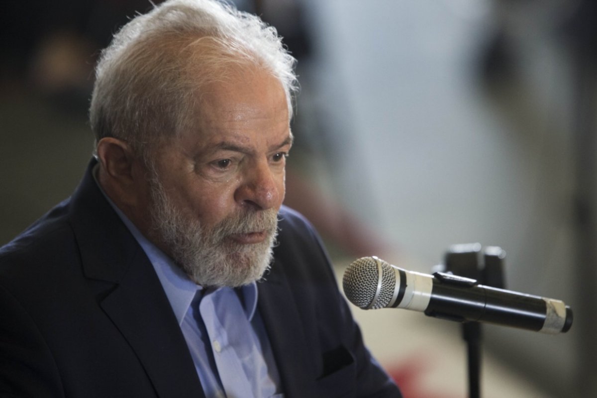 "Essa gente preferiu votar no Bolsonaro", diz Lula sobre manifesto em defesa da democracia