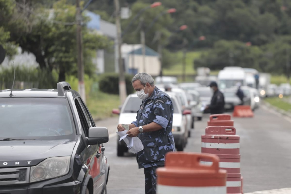 Barreira sanitária contra a covid-19