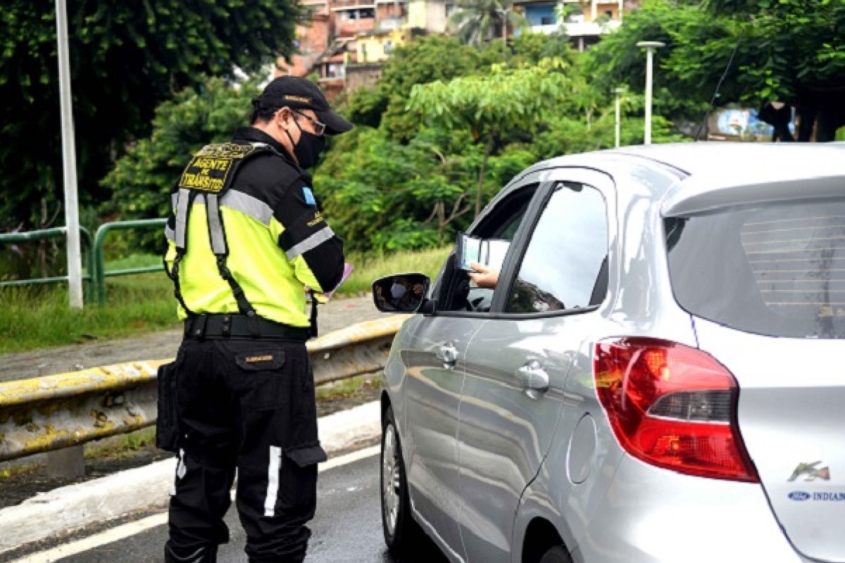 Mais de 700 motoristas já foram autuados na blitz da 'Lei Seca' em Salvador