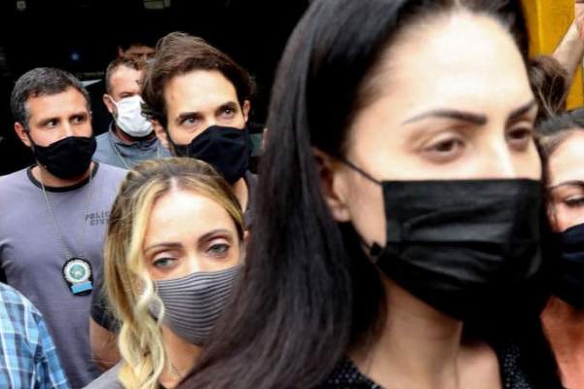 Dr. Jairinho e Monique ficarão 14 dias em quarentena sem contato com os outros presos 