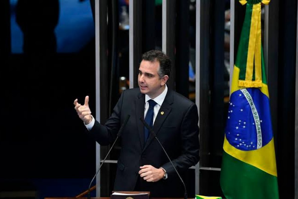Pacheco avisa que não vai pautar impeachment de ministros do STF