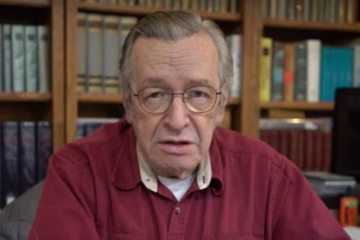 Olavo de Carvalho é internado nos EUA com problemas respiratórios