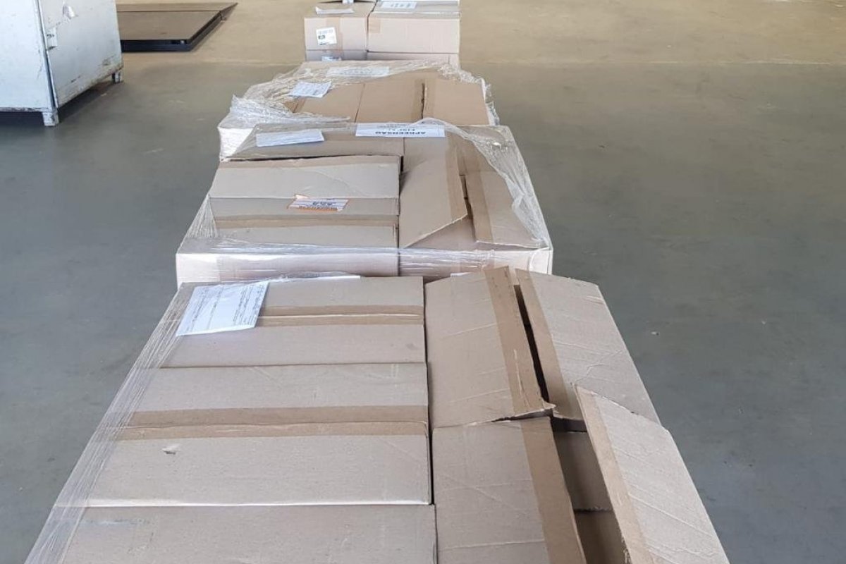 Receita apreende lotes com 720 garrafas de vinhos argentinos em Salvador