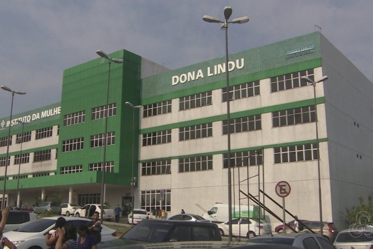 Médica que aplicou nebulização de hidroxicloroquina é demitida no AM