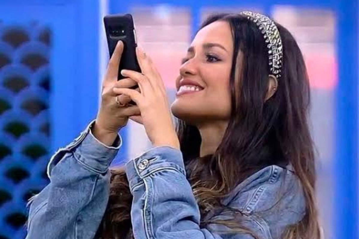 Fenômeno BBB 21!  Juliette supera nomes como Ivete Sangalo e Anitta na web! 
