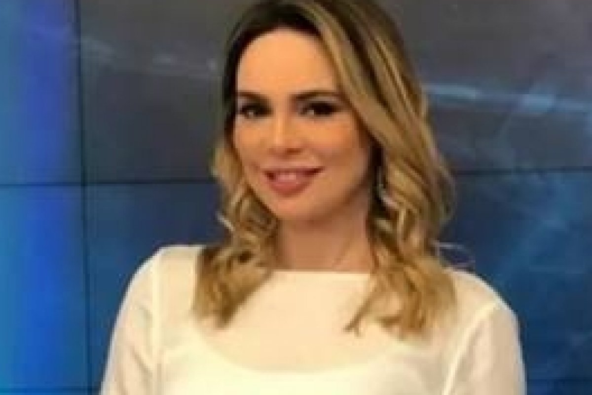 Rachel Sheherazade quer R$ 30 milhões de indenização de Silvio Santos!