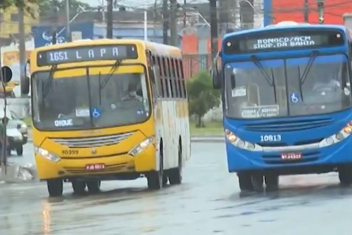 Rodoviários fazem paralisação e Salvador amanhece sem ônibus
