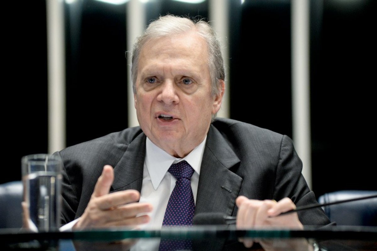 Senador Tasso Jereissati é aposta do presidente do PSDB como possível candidato do centro em 2022