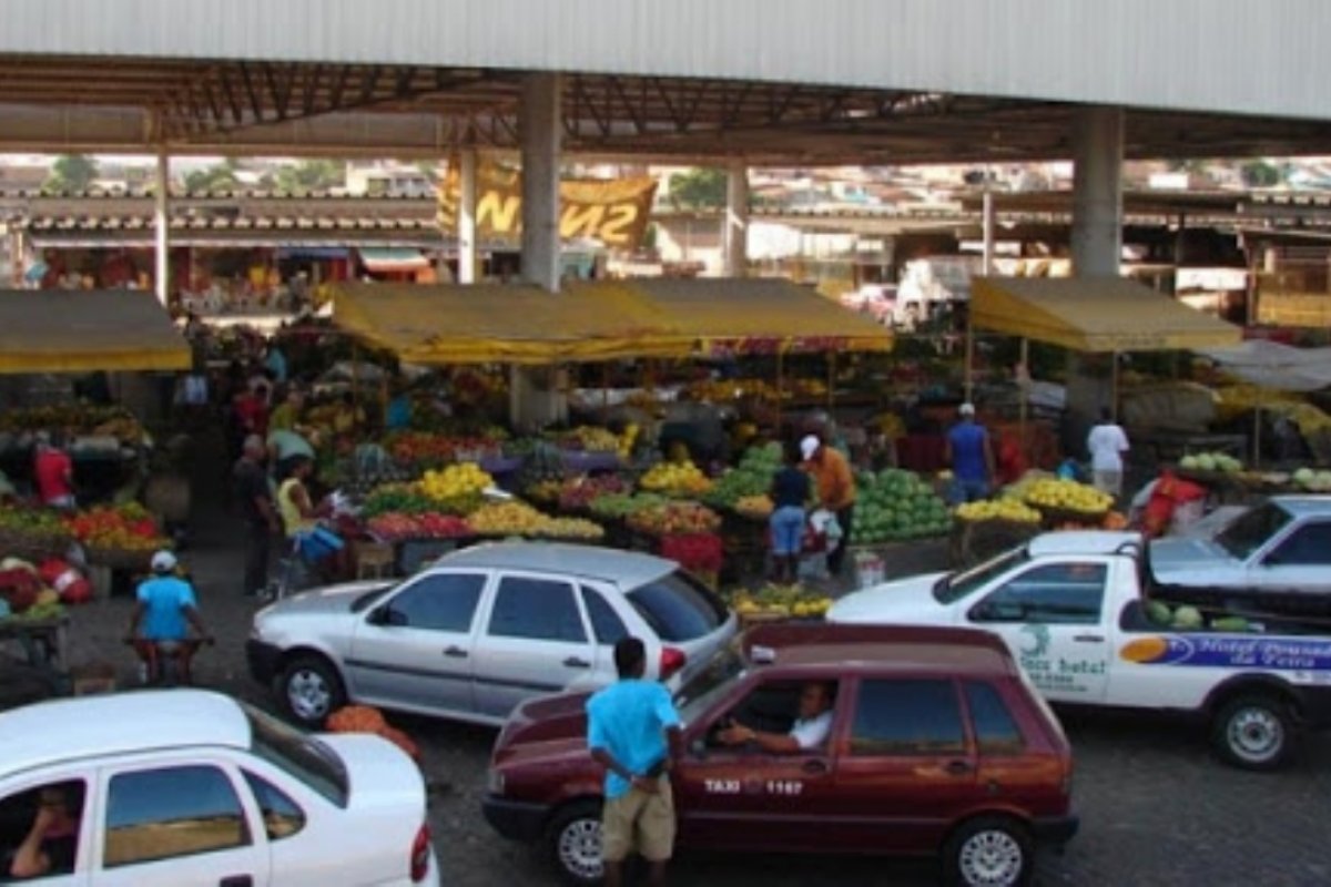 Homem é morto a tiros no Centro de Abastecimento de Feira de Santana