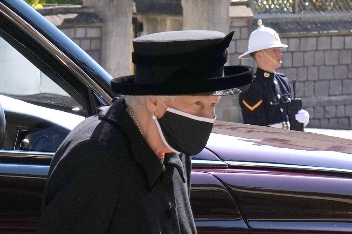 Rainha Elizabeth II completa 95 anos nesta quarta-feira (21)