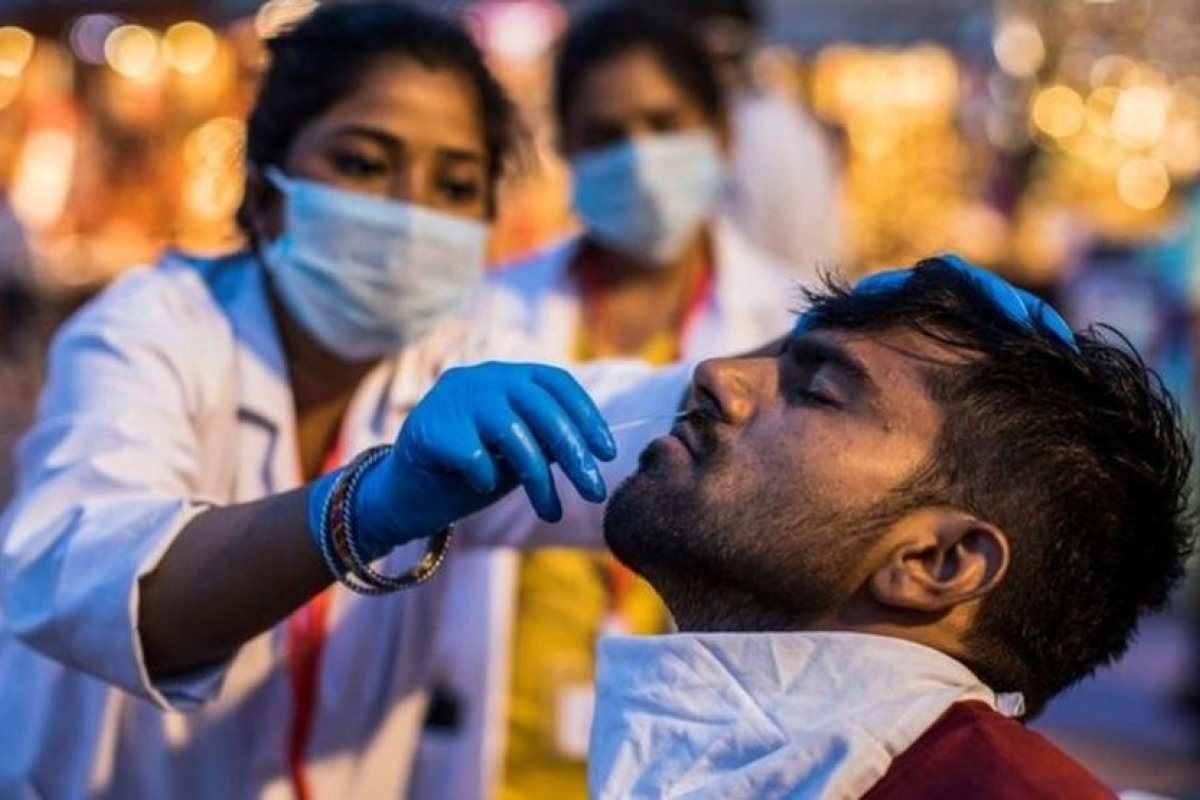 Índia tem pior dia da pandemia e sistema de saúde entra em colapso